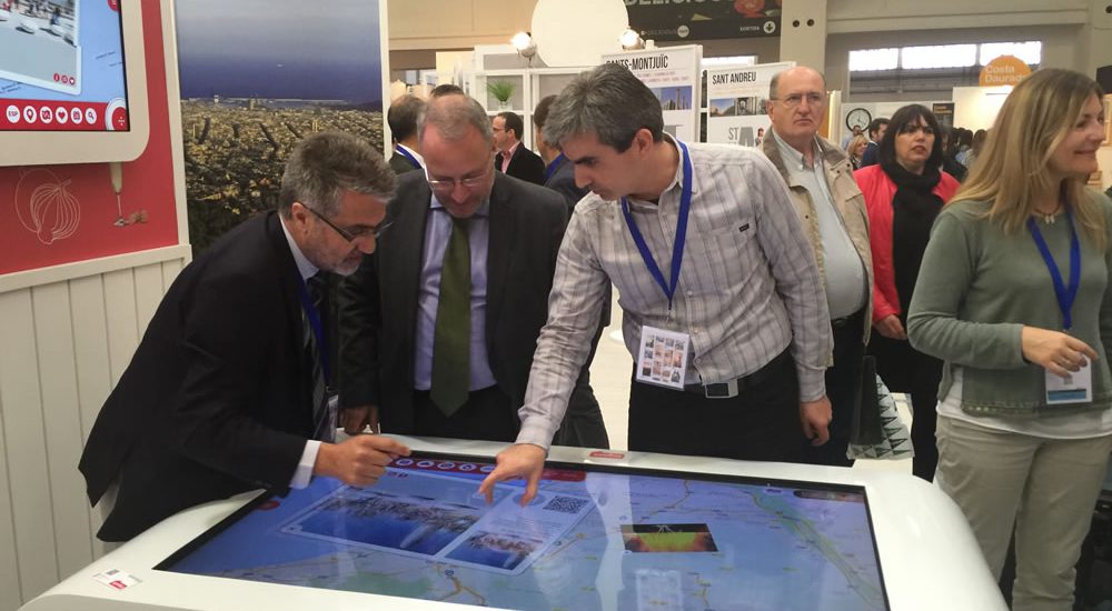La nueva App “Interactive Tourism” para XTable, presentada en el stand del Ayuntamiento de Barcelona, en el Salón B-Travel.