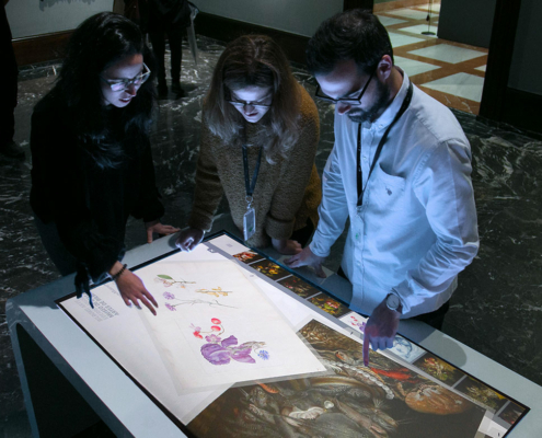 Mesa interactiva multitouch en el Museo de Bellas Artes de Bilbao