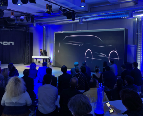 XTable como mesa de dibujo interactiva en la presentación del Audi e-tron